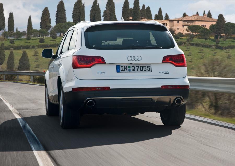  Audi Q7 4.2 TDI Quattro (4L) 2009 года  (фото 15 из 62)